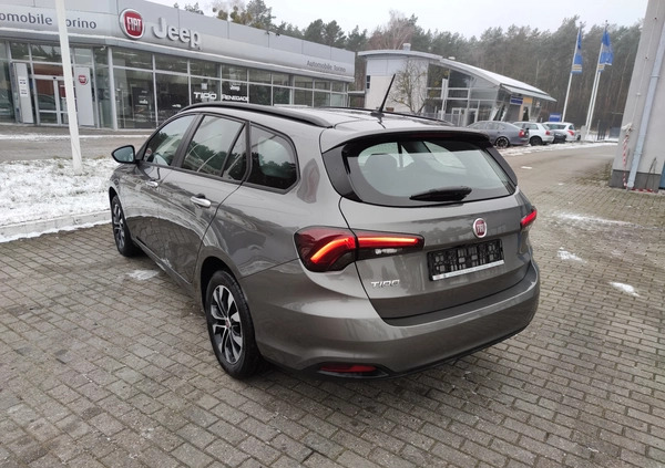 Fiat Tipo cena 80000 przebieg: 5, rok produkcji 2022 z Wąchock małe 22